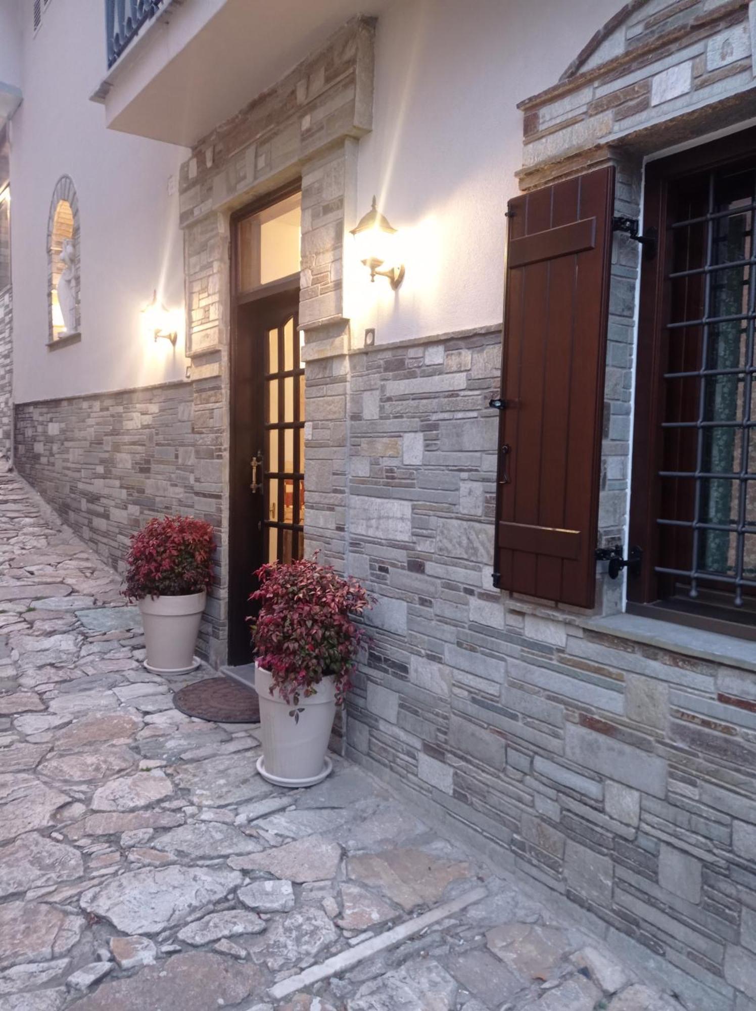 Marousos Central Guesthouse Портариа Екстериор снимка