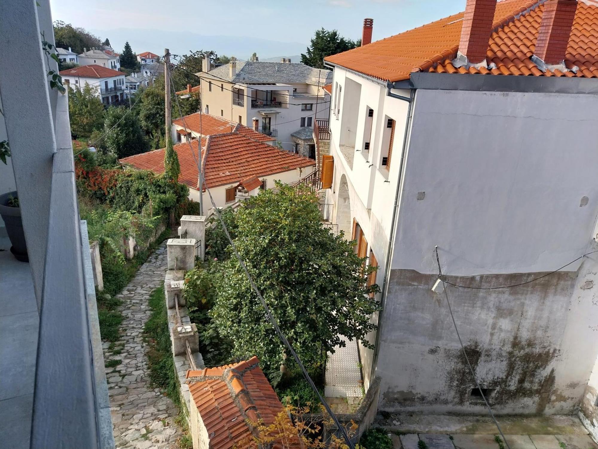 Marousos Central Guesthouse Портариа Екстериор снимка